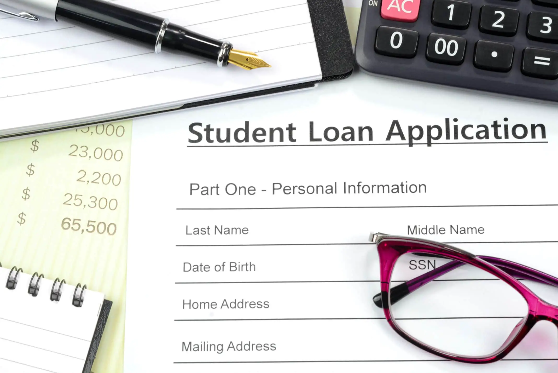 Graduate vs. Undergraduate Student Loans